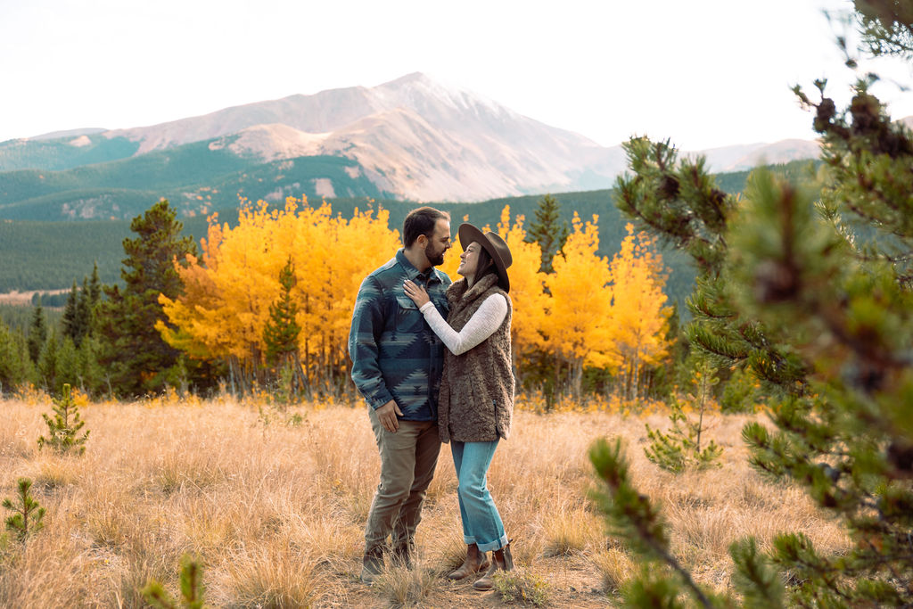 engagement photos in Colorado